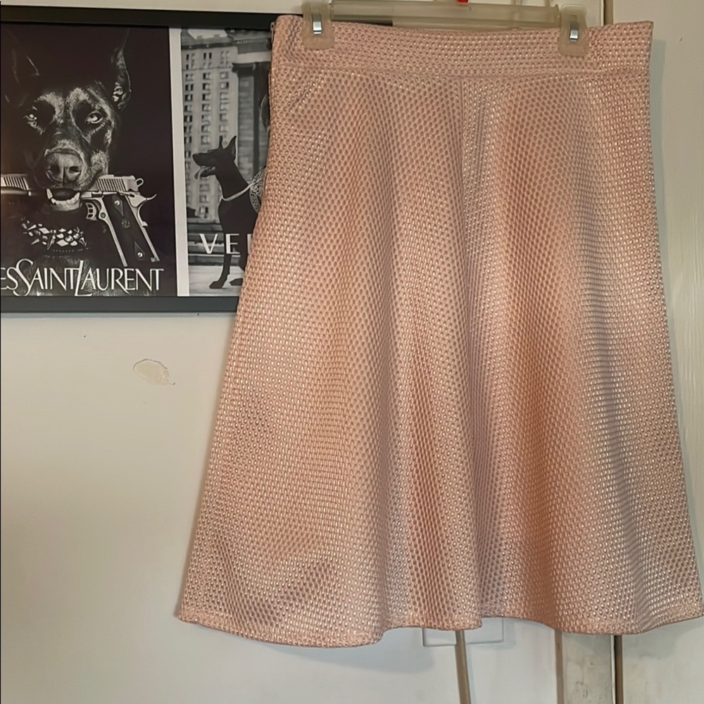 Soft Pink honey comb design skirt.